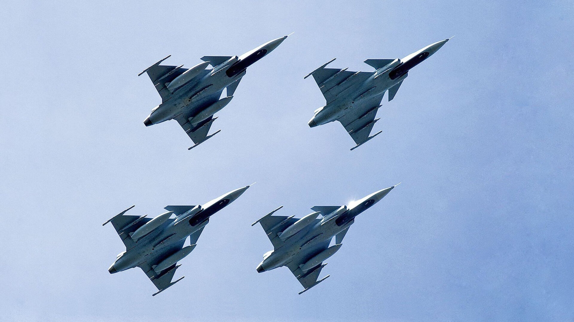 FB体育注册网址-德甲：拜仁5-0横扫奥格斯堡，莱万完成帽子戏法，拜仁5-1狂胜 莱万梅开二度